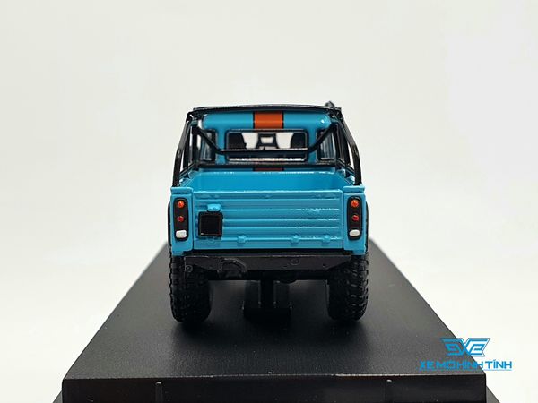 Xe Mô Hình Hình Land Rover Defender 110 1:64 Master ( Xanh Gulf)