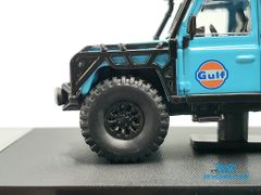 Xe Mô Hình Hình Land Rover Defender 110 1:64 Master ( Xanh Gulf)