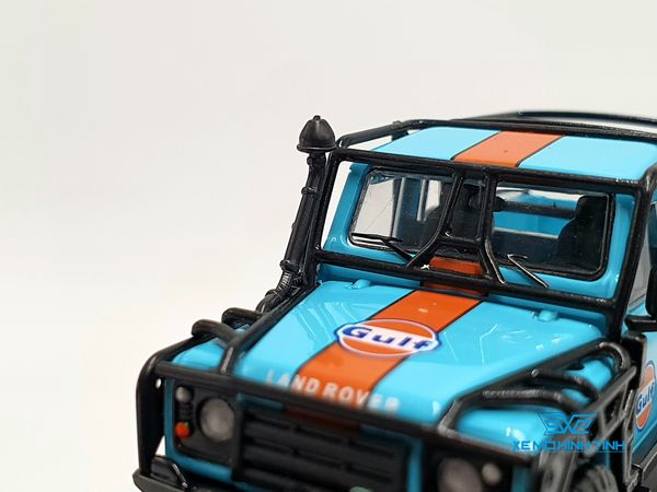 Xe Mô Hình Hình Land Rover Defender 110 1:64 Master ( Xanh Gulf)