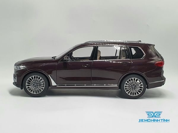 Xe Mô Hình BMW X7 1:18 Kyosho (Nâu)