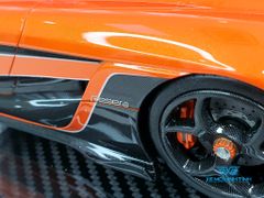 Xe Mô Hình Koenigsegg Regera 1:18 FrontiArt (Cam)