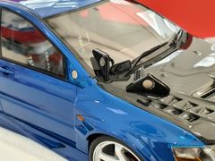 Xe Mô Hình Mitsubishi Voltex 1:18 One Model (Xanh)