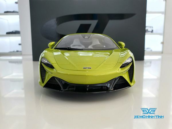 Xe Mô Hình McLaren Artura Green 1:18 GTSpirit ( Xanh Chuối )