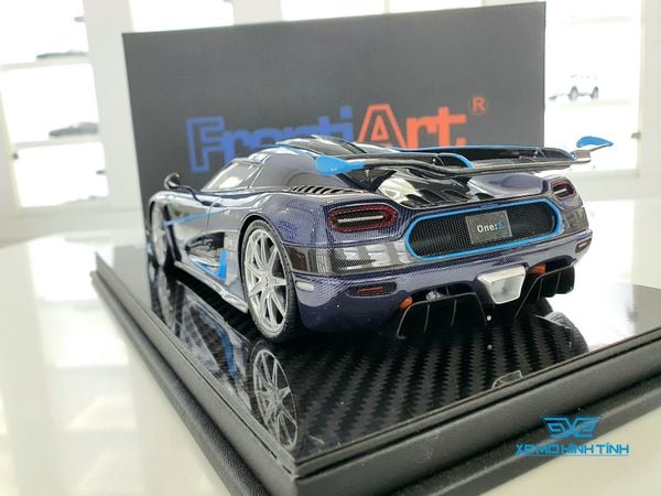 Xe Mô Hình Koenigsegg One:1 1:18 FrontiArt (Xanh Carbon)