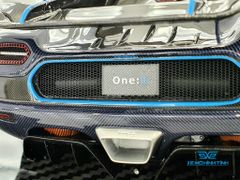 Xe Mô Hình Koenigsegg One:1 1:18 FrontiArt (Xanh Carbon)