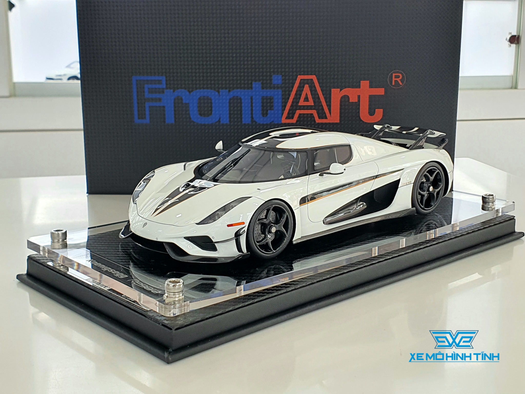 Xe Mô Hình Koenigsegg Regera 1:18 FrontiArt ( Trắng ) – Shop Xe Mô