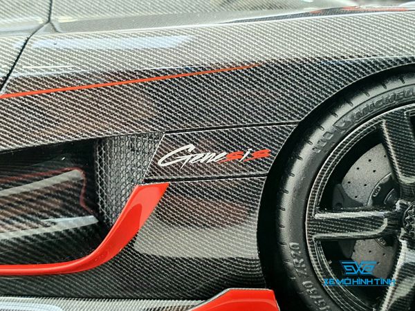 Xe Mô Hình Koenigsegg Agera RS 1:18 Frontiart ( Carbon Viền Đỏ )