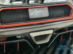 Xe Mô Hình Koenigsegg Agera RS 1:18 Frontiart ( Carbon Viền Đỏ )