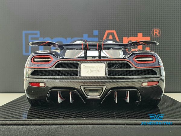 Xe Mô Hình Koenigsegg Agera R 1:18 Frontiart ( Xanh Carbon )