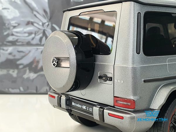 Xe Mô Hình Mercedes AMG G63 - 2019 1:18 Almost Real ( Xám Bạc )