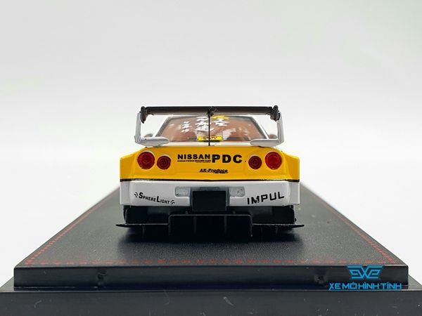 Xe Mô Hình Nissan Openable LBWK GTR ER34, white #23 1:64 Street Weapon ( Trắng Sọc Vàng )