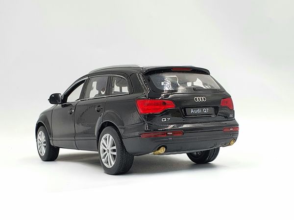 XE MÔ HÌNH AUDI Q7 1:24 WELLY (ĐEN)