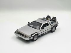 Xe Mô Hình Dmc Back To The Future Ii 1:24 Welly (Bạc)