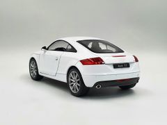 XE MÔ HÌNH AUDI TT COUPE 1:24 WELLY (TRẮNG)