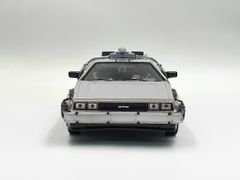 Xe Mô Hình Dmc Back To The Future I 1:24 Welly (Bạc)