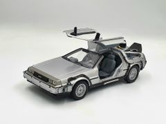 Xe Mô Hình Dmc Back To The Future I 1:24 Welly (Bạc)