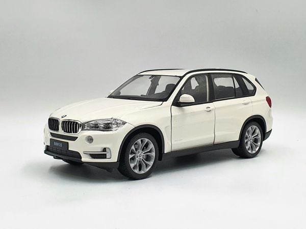 XE MÔ HÌNH BMW X5 1:24 WELLY (TRẮNG)