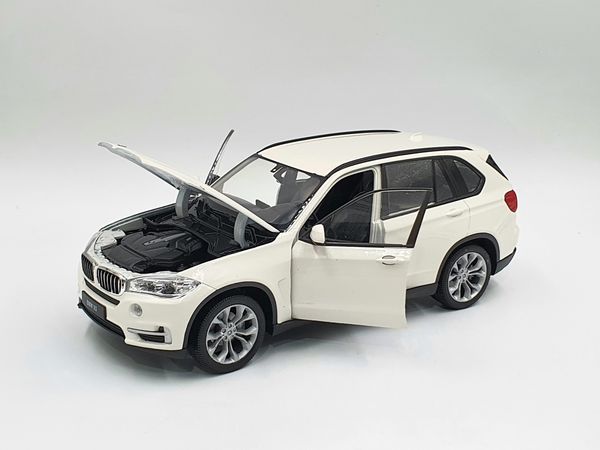 XE MÔ HÌNH BMW X5 1:24 WELLY (TRẮNG)