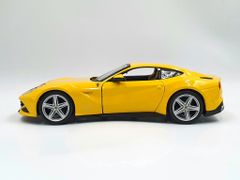 XE MÔ HÌNH FERRARI F12 BERLINETTA 1:24 BBURAGO (VÀNG)