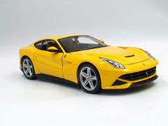 XE MÔ HÌNH FERRARI F12 BERLINETTA 1:24 BBURAGO (VÀNG)