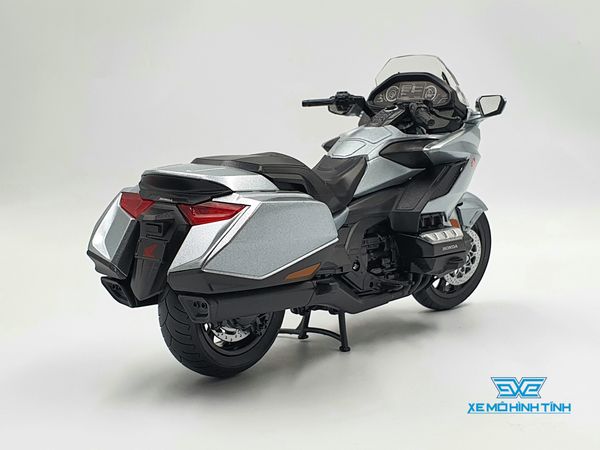 Xe Mô Hình Honda Gold Wing 2020 1:12 Welly ( Bạc )