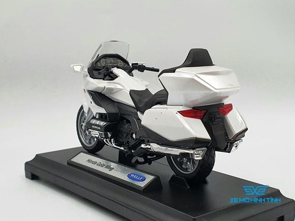 HỘP XE MÔ HÌNH 1:18 HONDA GOLDWING (TRẮNG)