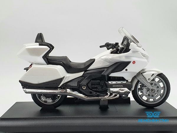 HỘP XE MÔ HÌNH 1:18 HONDA GOLDWING (TRẮNG)