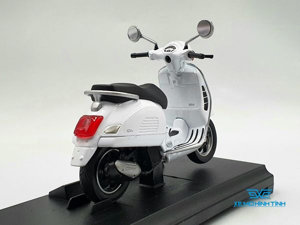 Xe Mô Hình 2017 VESPA GTS 125CC 1:18 Welly ( Trắng )