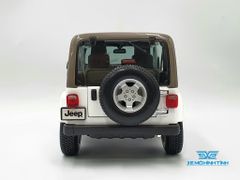 XE MÔ HÌNH JEEP WRANGLER SAHARA 1:18 MAISTO (TRẮNG)