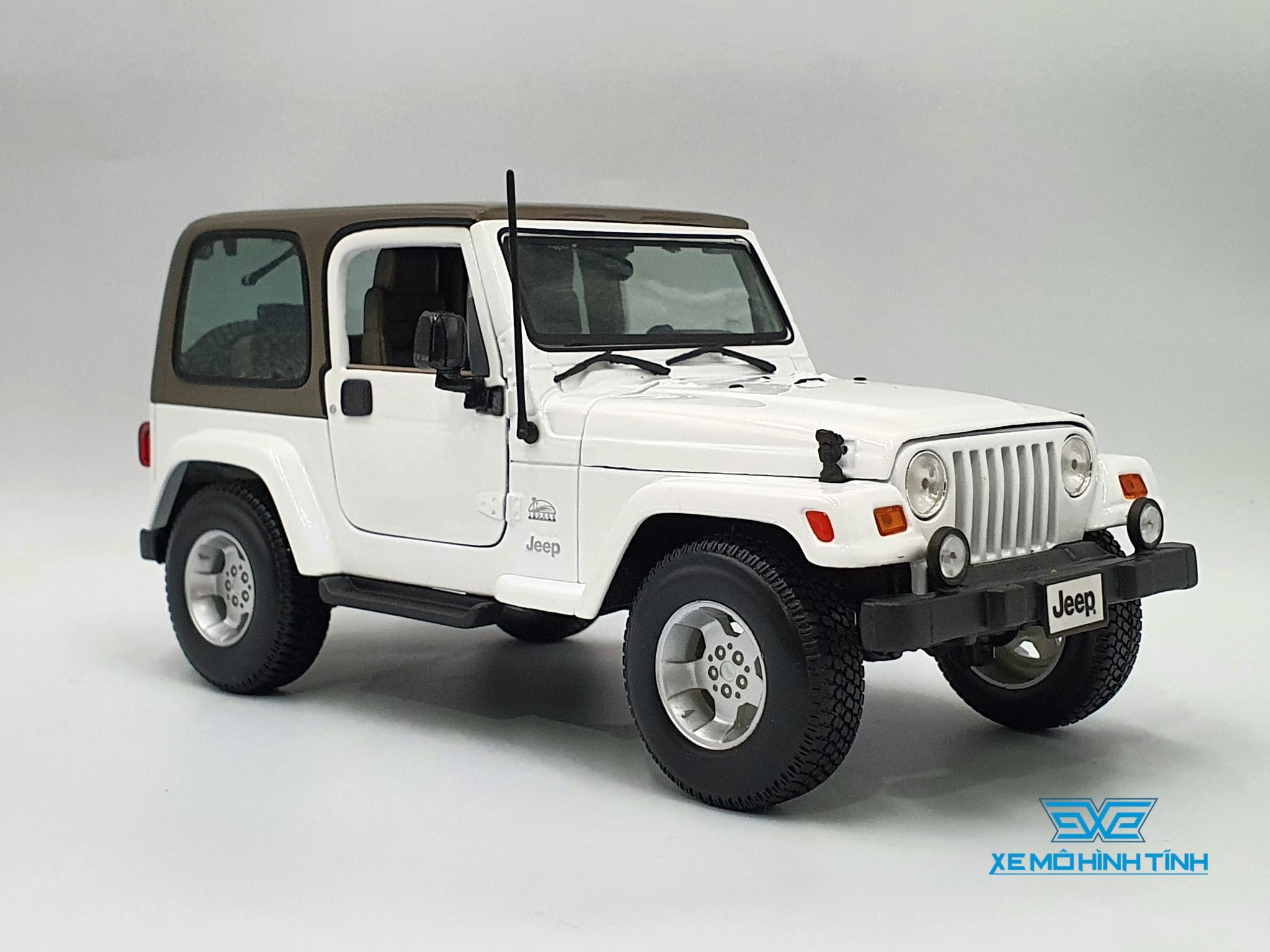 Xe Mô Hình Jeep Wrangler Sahara 1:18 Maisto (Trắng) – Shop Xe Mô Hình Tĩnh Xe Mô Hình Jeep Wrangler Sahara 1:18 Maisto (Trắng) – Shop Xe Mô Hình Tĩnh