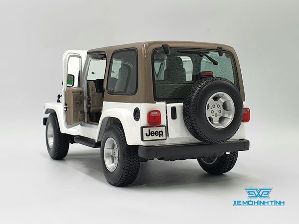 XE MÔ HÌNH JEEP WRANGLER SAHARA 1:18 MAISTO (TRẮNG)