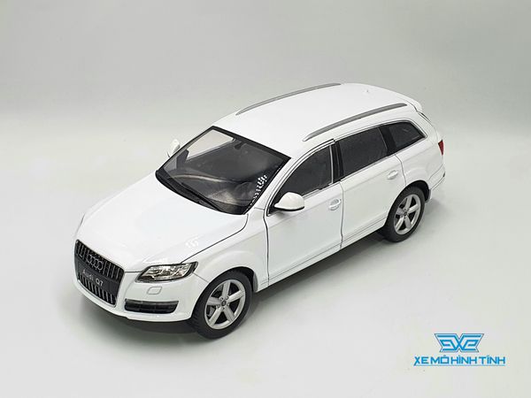 XE MÔ HÌNH AUDI Q7 1:18 WELLY-FX (TRẮNG)