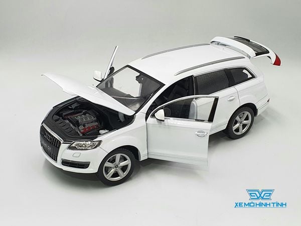 XE MÔ HÌNH AUDI Q7 1:18 WELLY-FX (TRẮNG)