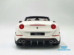 XE MÔ HÌNH FERRARI CALIFORNIA T SPIDER 1:18 BBURAGO (SIGNATURE SERIES)