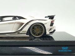 Xe Mô Hình Rowen Lamborghini Aventador S 1:64 YM Model ( Trắng )