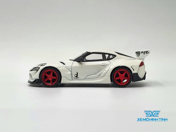 Xe Mô Hình Pandem Toyota GR Supra V1.0 Pearl White LHD 1:64 MiniGT ( Trắng Mâm Đỏ )