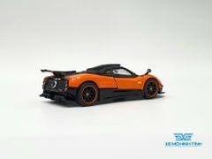 Xe Mô Hình PAGANI ZONDA CINQUE Arancio Saint Tropez 1:64 Tarmac Works ( Cam )