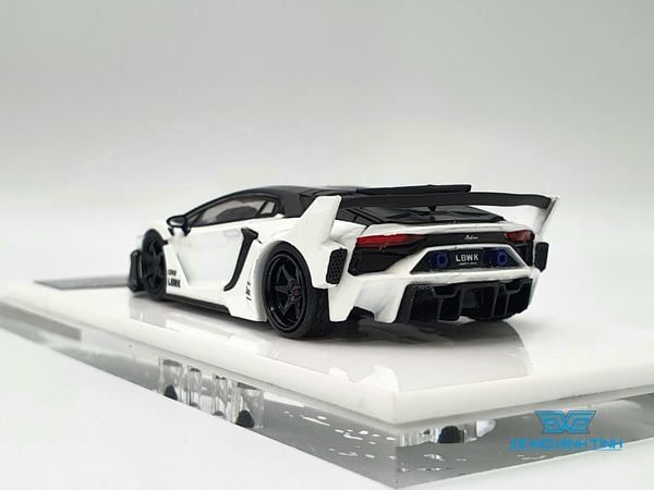 Xe Mô Hình Lamborghini EVO GT LBWK  1:64 Star Model ( Trắng ) + Figure