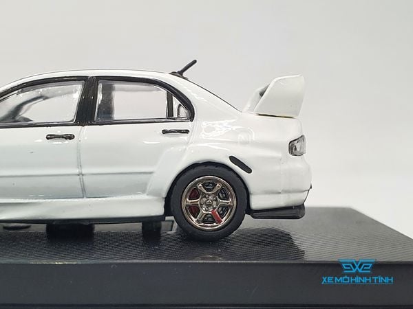 Xe Mô Hình Mitsubishi Lancer Evolution IX 1:64 EV64 ( Trắng )