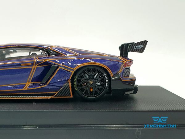 Xe Mô Hình Lamborghini Aventador LP700-4 + Figure 1:64 Star Model ( Tím Spider )