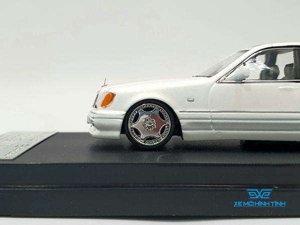 Xe Mô Hình Mercedes Benz W140 1:64 Street Weapon ( Trắng )