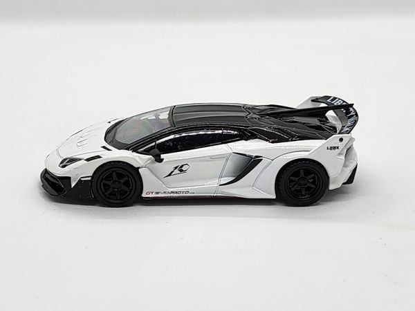 Xe Mô Hình LB-Silhouette WORKS Lamborghini Aventador GT EVO White LHD 1:64 Minigt ( Trắng )