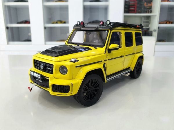 Xe Mô Hình Brabus G-Class With Adventure Package (Mercedes-AMG G63) - 2020 1:18 Almost Real (Vàng)