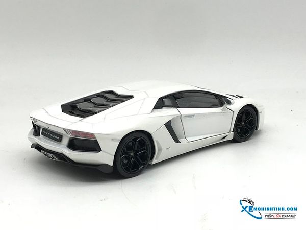 Xe Mô Hình Lamborghini Aventador Lp700-4 1:24 Welly ( Trắng )