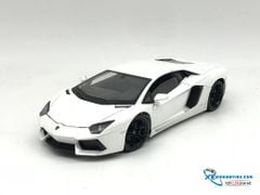 Xe Mô Hình Lamborghini Aventador Lp700-4 1:24 Welly ( Trắng )