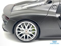 Xe Mô Hình Porsche 918 Spyder 1:24 Welly ( Đen Nhám )