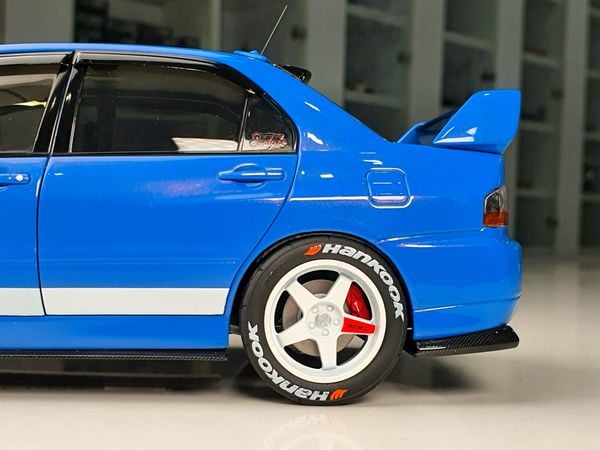 Xe Mô Hình Mitsubishi Lancer Evolution IX 1:18 Super A (Xanh)