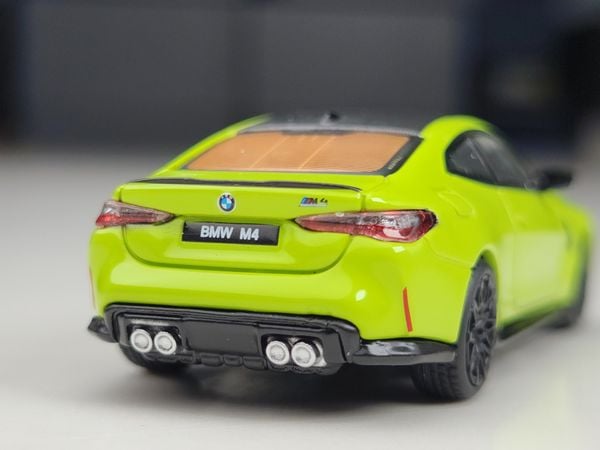 Xe Mô Hình BMW M4 Competition (G82) San Paulo Yellow LHD 1:64 MiNiGT ( Xanh Dạ Quang )