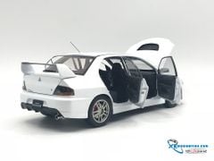 Xe Mô Hình Mitsubishi Lancer Evolution IX 1:18 Super A ( Trắng )