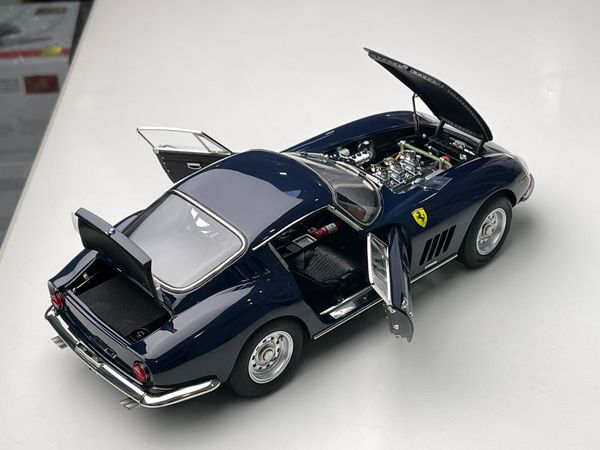 Xe Mô Hình Ferrari 275 GTB/C, 1966 1/18 CMC ( Midnight Blue )